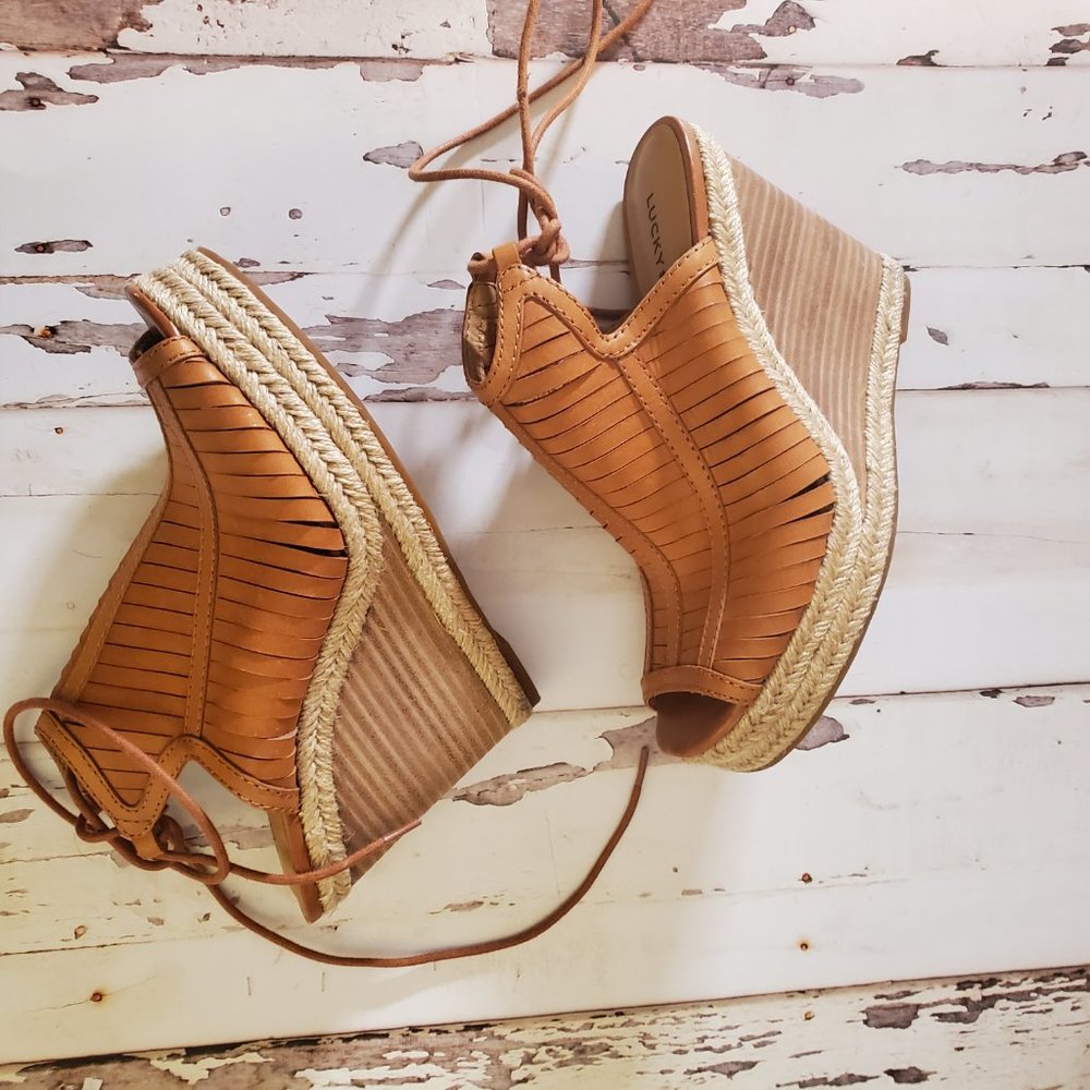 Lucky Brand Laceey Wedge Sandals, Size 7.5 - Picture 2 of 7